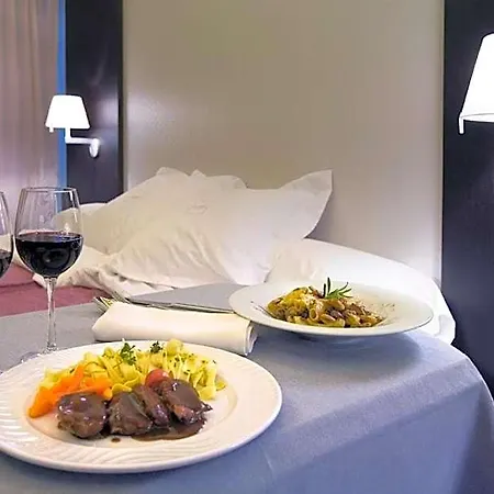 El Raset Hotel 3*