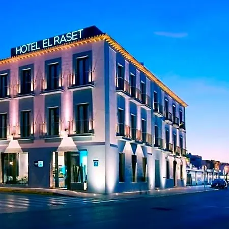 El Raset Hotel 3*